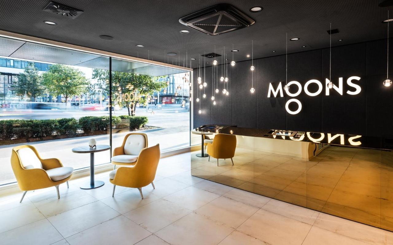 Mooons Vienna Hotel Bagian luar foto