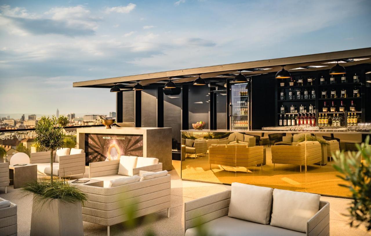 Mooons Vienna Hotel Bagian luar foto