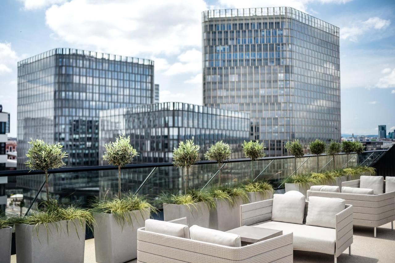 Mooons Vienna Hotel Bagian luar foto